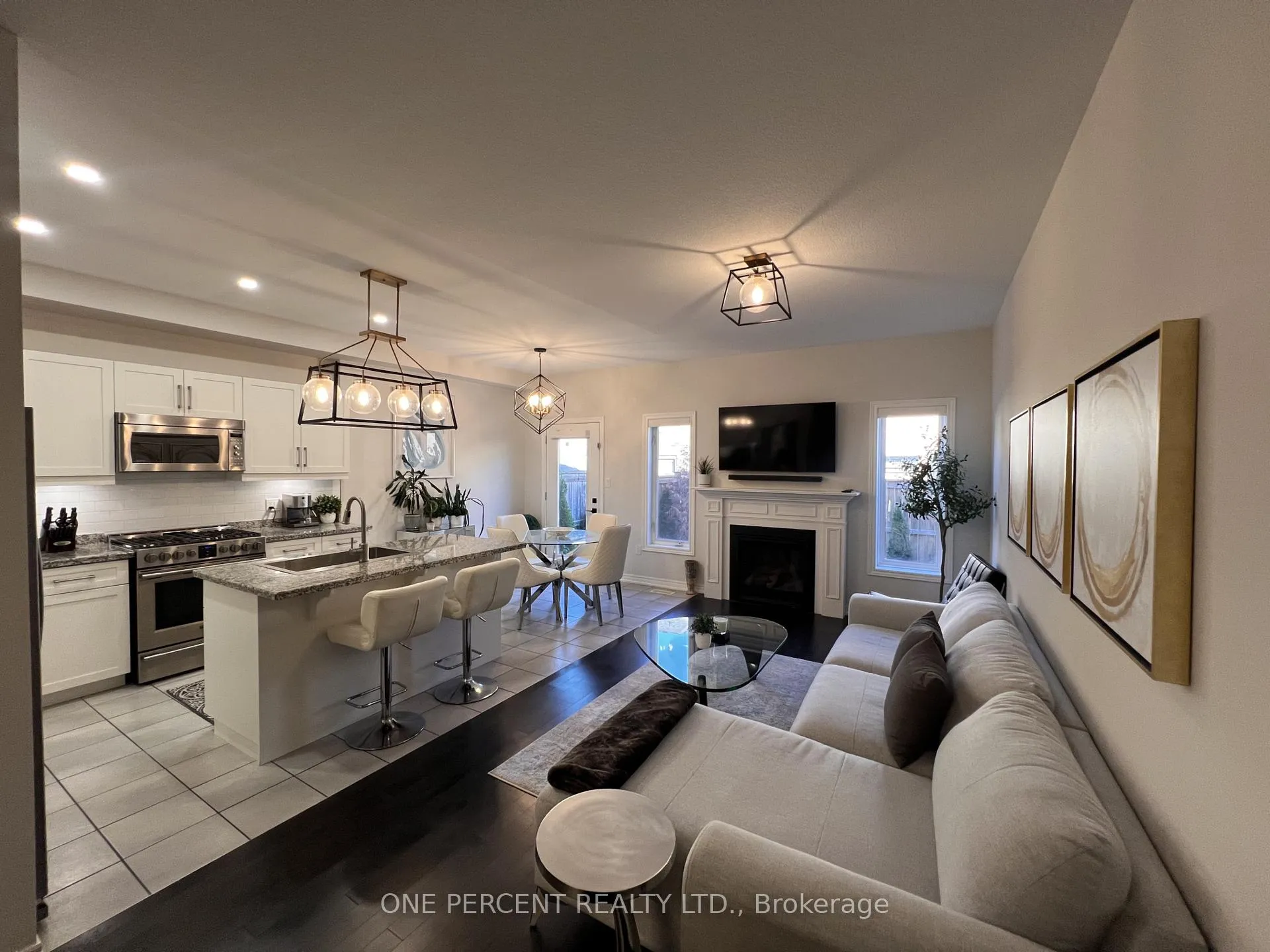 Photo 7 of 1165 West 5th Street, Hamilton, Mewburn — HOMEH