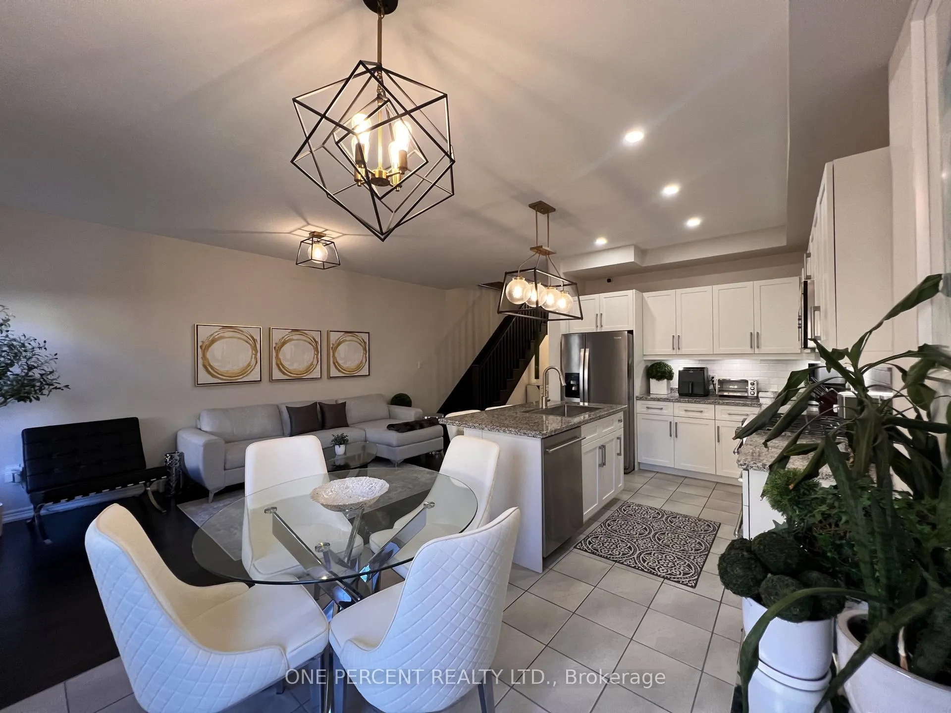 Photo 10 of 1165 West 5th Street, Hamilton, Mewburn — HOMEH