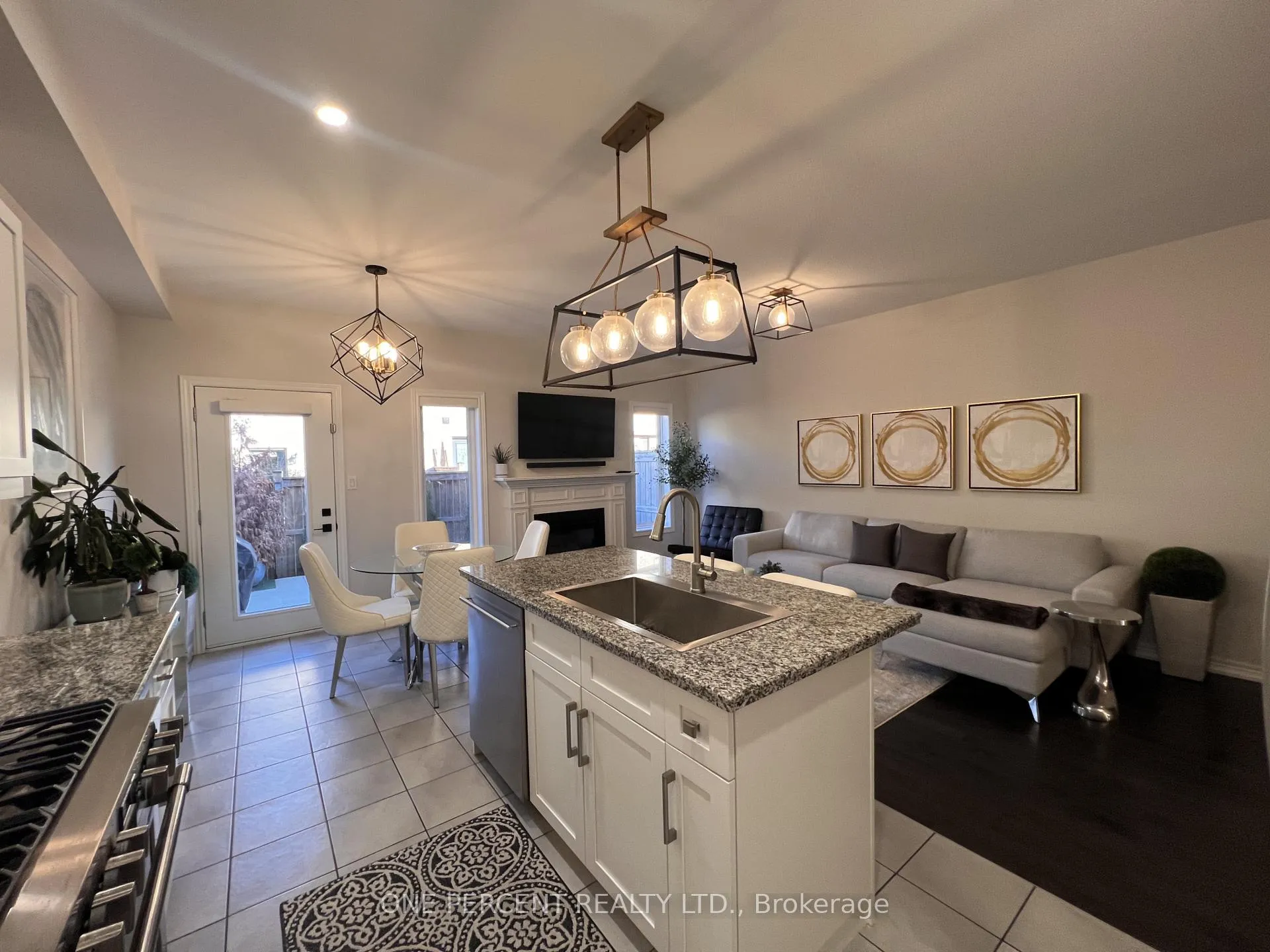 Photo 15 of 1165 West 5th Street, Hamilton, Mewburn — HOMEH