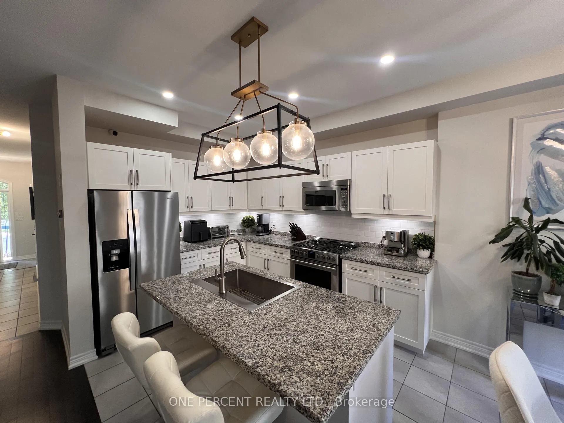 Photo 16 of 1165 West 5th Street, Hamilton, Mewburn — HOMEH