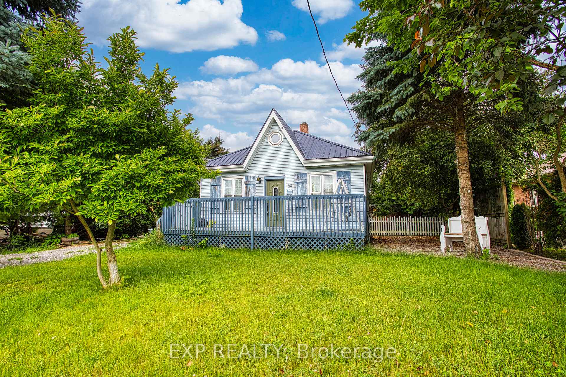 Photo 2 of 84 Garden Avenue, Brant, Brantford Twp — HOMEH