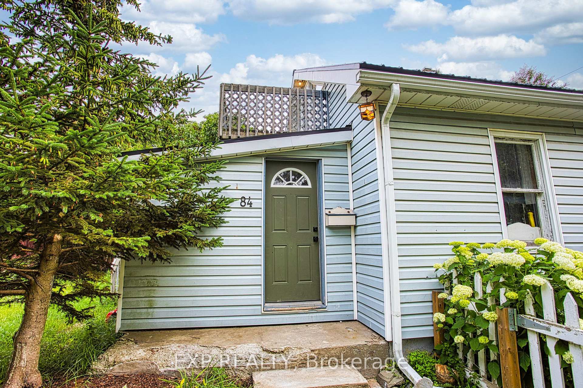 Photo 3 of 84 Garden Avenue, Brant, Brantford Twp — HOMEH