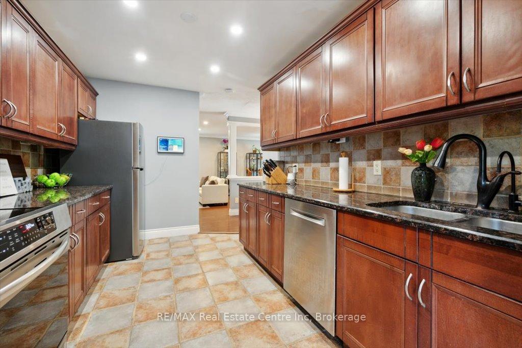 Photo 6 of 9 Pauline Place, Guelph, Willow West/Sugarbush/West Acres — HOMEH