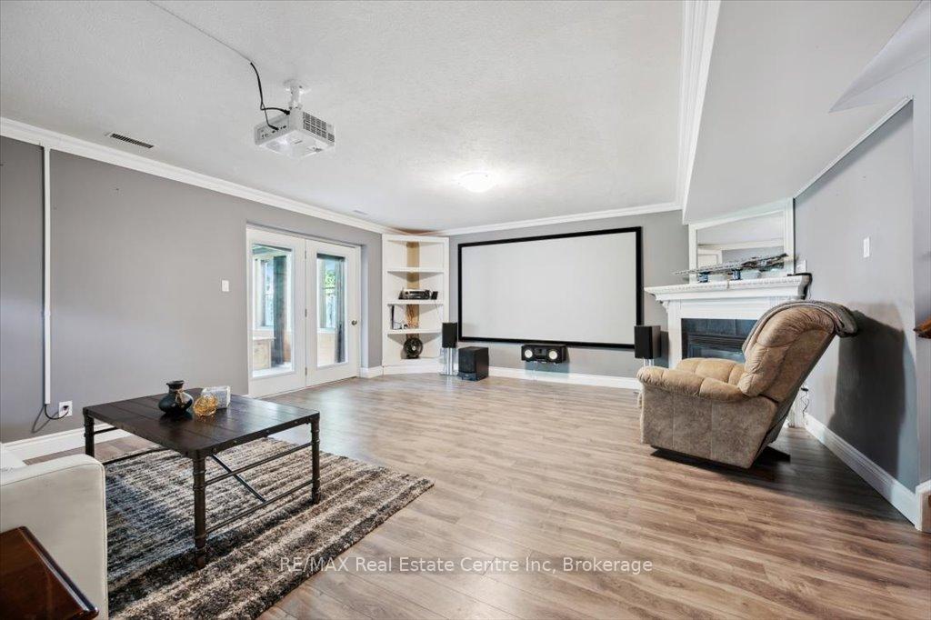 Photo 14 of 9 Pauline Place, Guelph, Willow West/Sugarbush/West Acres — HOMEH