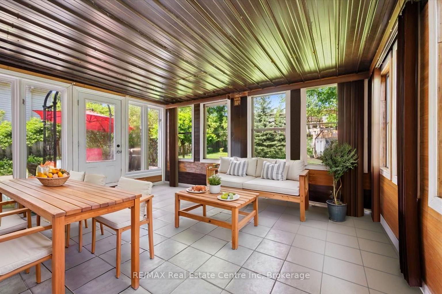 Photo 16 of 9 Pauline Place, Guelph, Willow West/Sugarbush/West Acres — HOMEH
