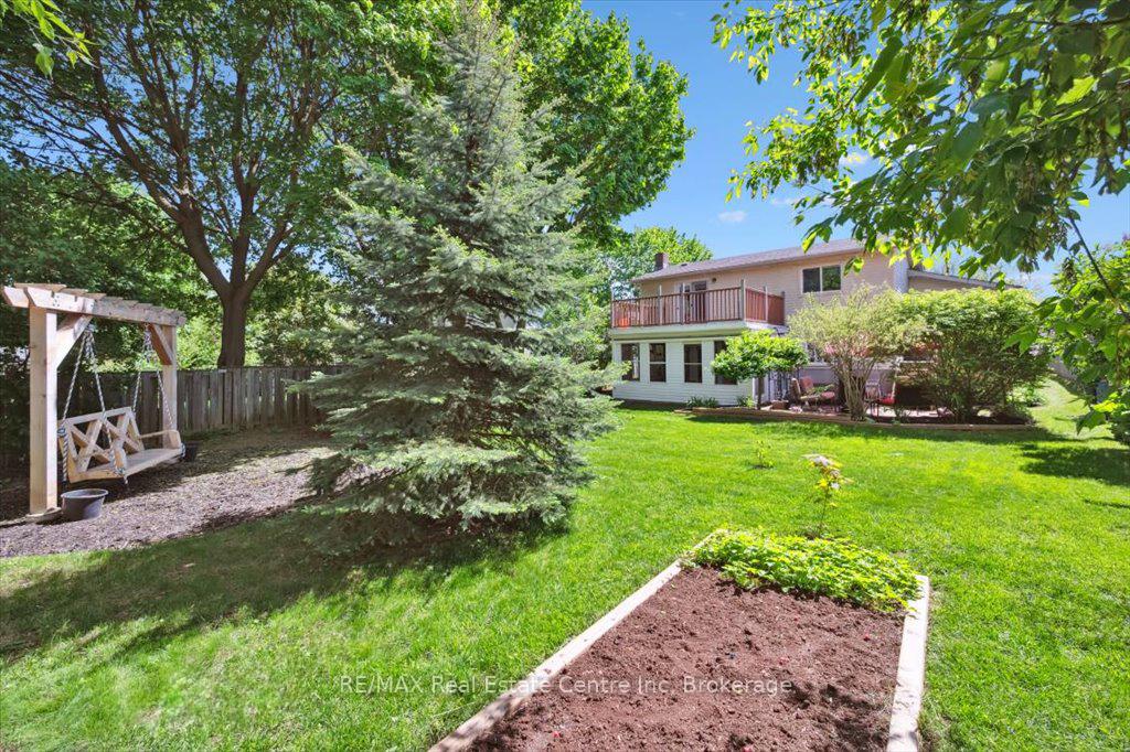Photo 23 of 9 Pauline Place, Guelph, Willow West/Sugarbush/West Acres — HOMEH