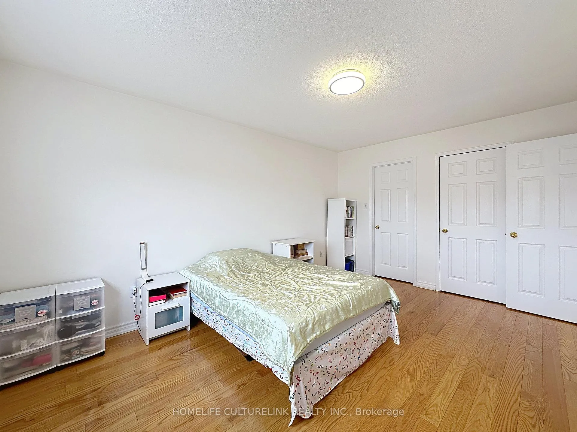 Photo 23 of 20 Anita Drive W, Markham, Village Green-South Unionville — HOMEH