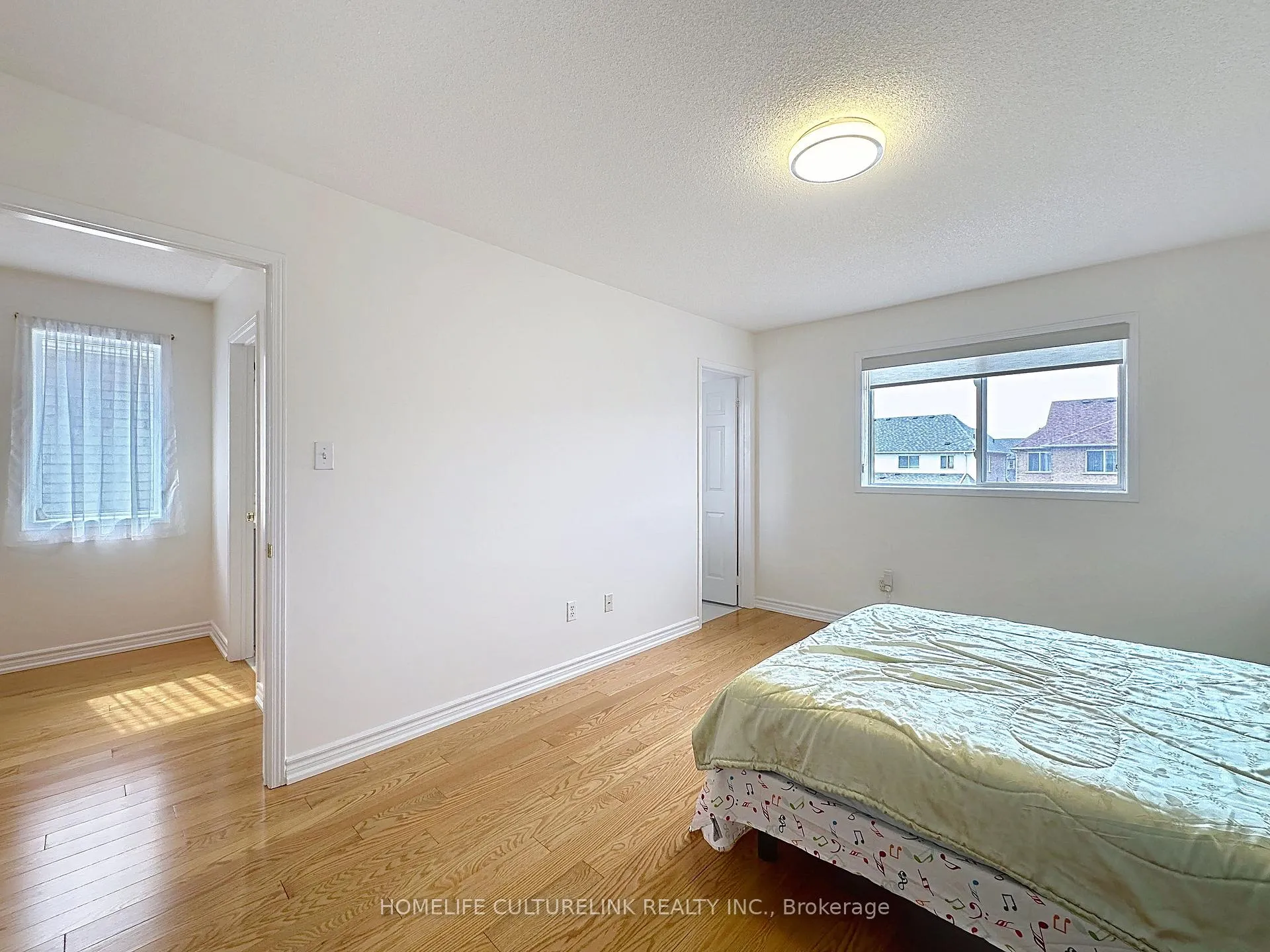 Photo 24 of 20 Anita Drive W, Markham, Village Green-South Unionville — HOMEH