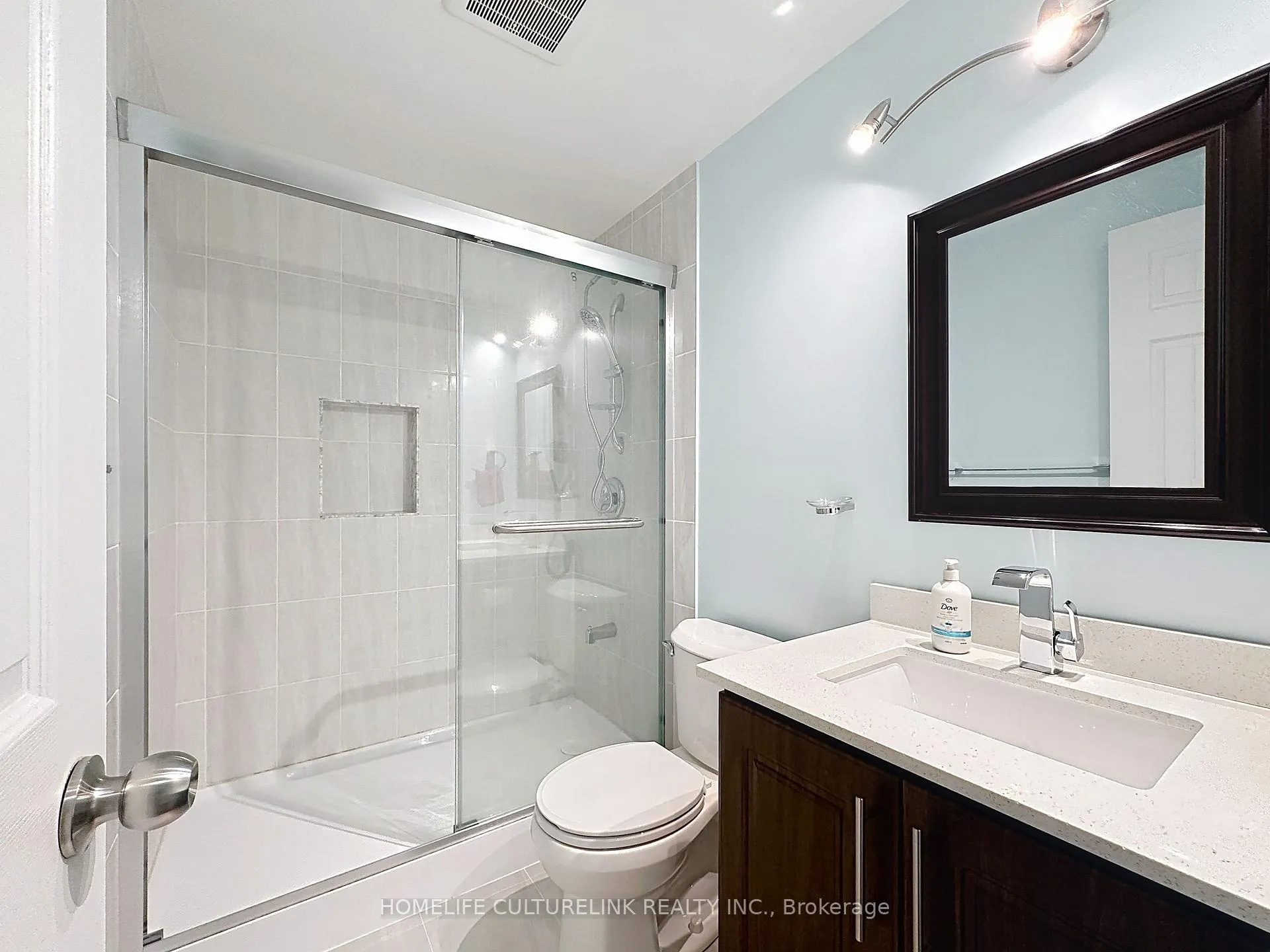 Photo 31 of 20 Anita Drive W, Markham, Village Green-South Unionville — HOMEH