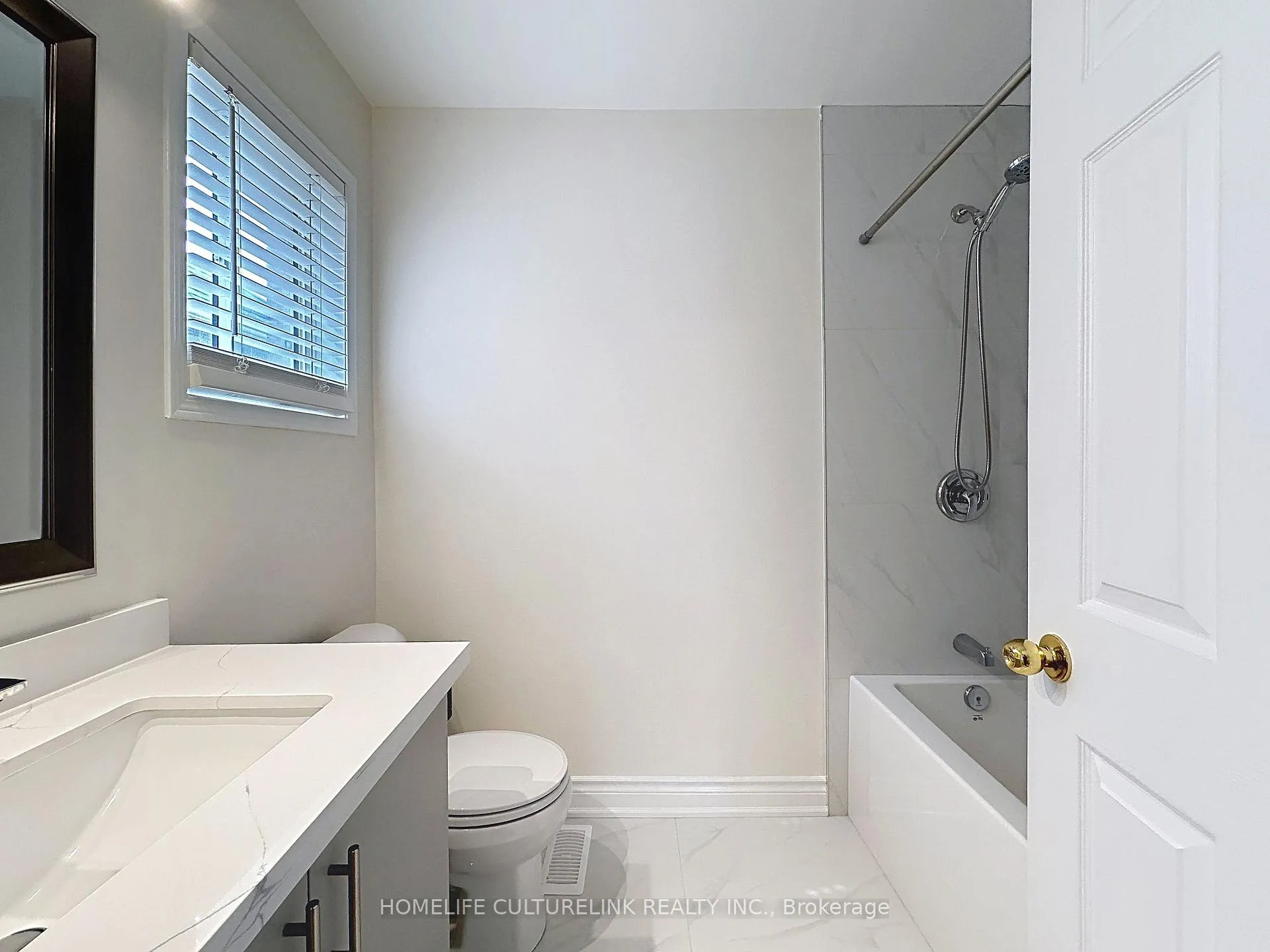 Photo 32 of 20 Anita Drive W, Markham, Village Green-South Unionville — HOMEH