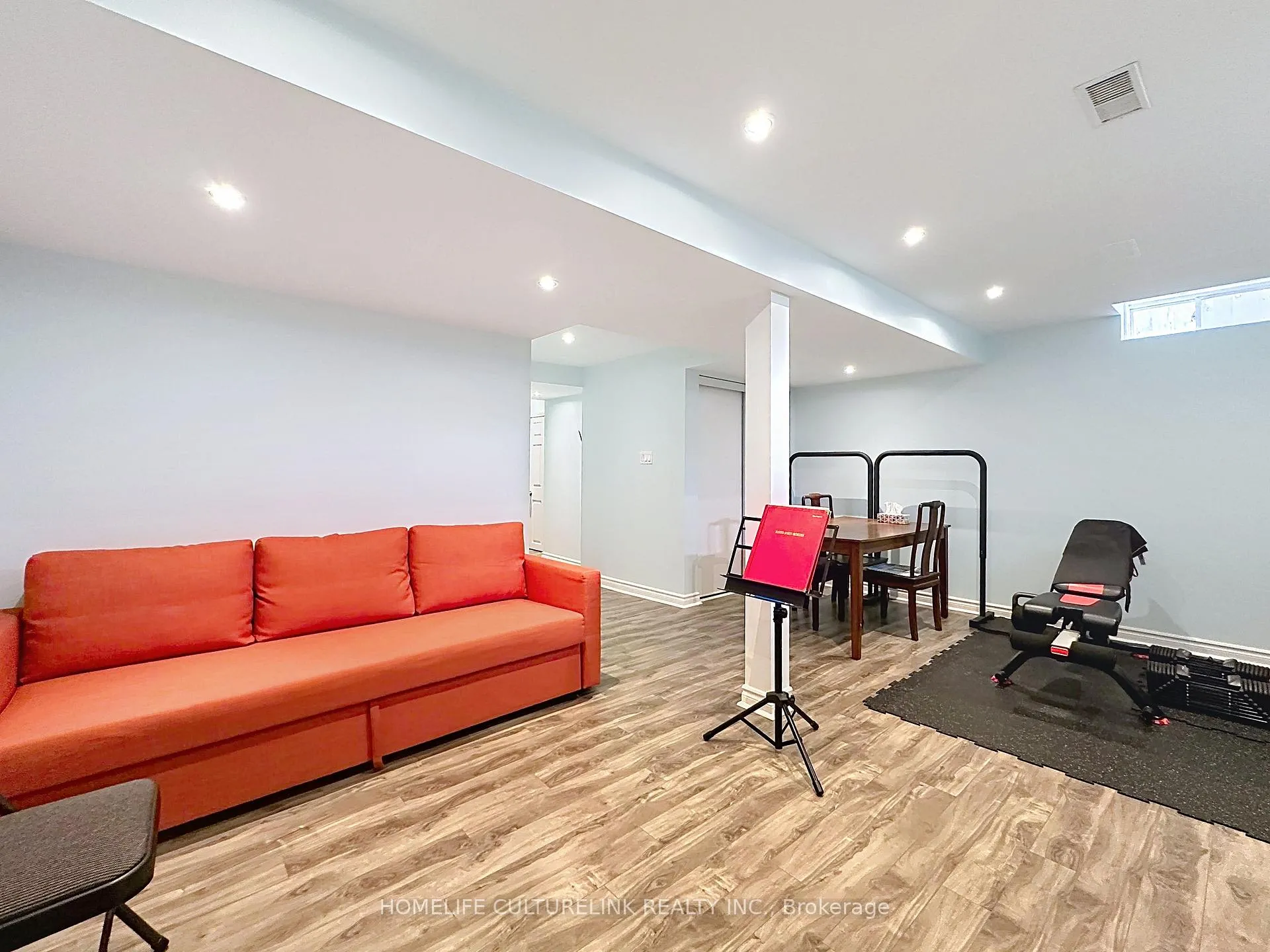 Photo 36 of 20 Anita Drive W, Markham, Village Green-South Unionville — HOMEH
