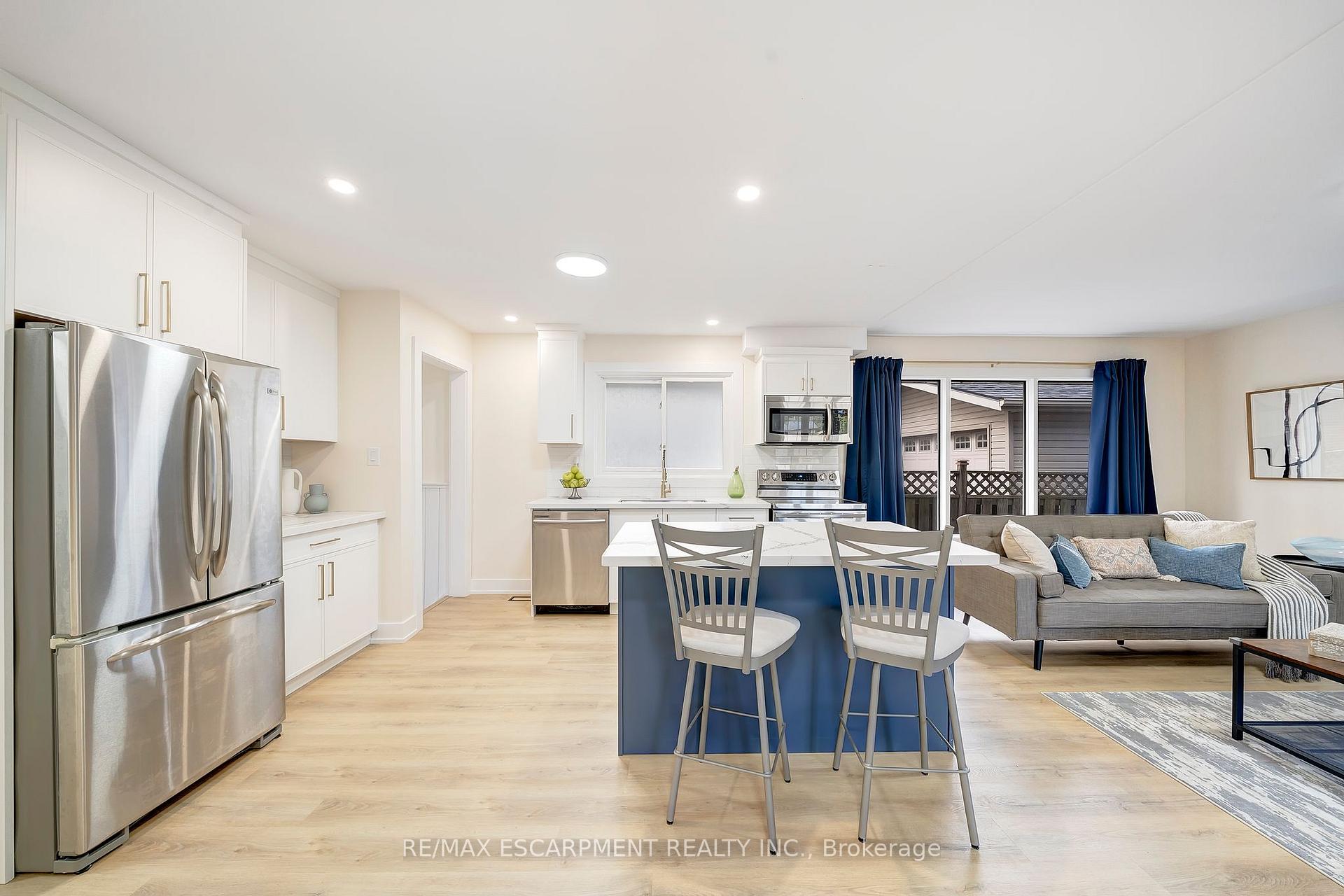 Photo 12 of 72 West 25TH Street, Hamilton, Westcliffe — HOMEH