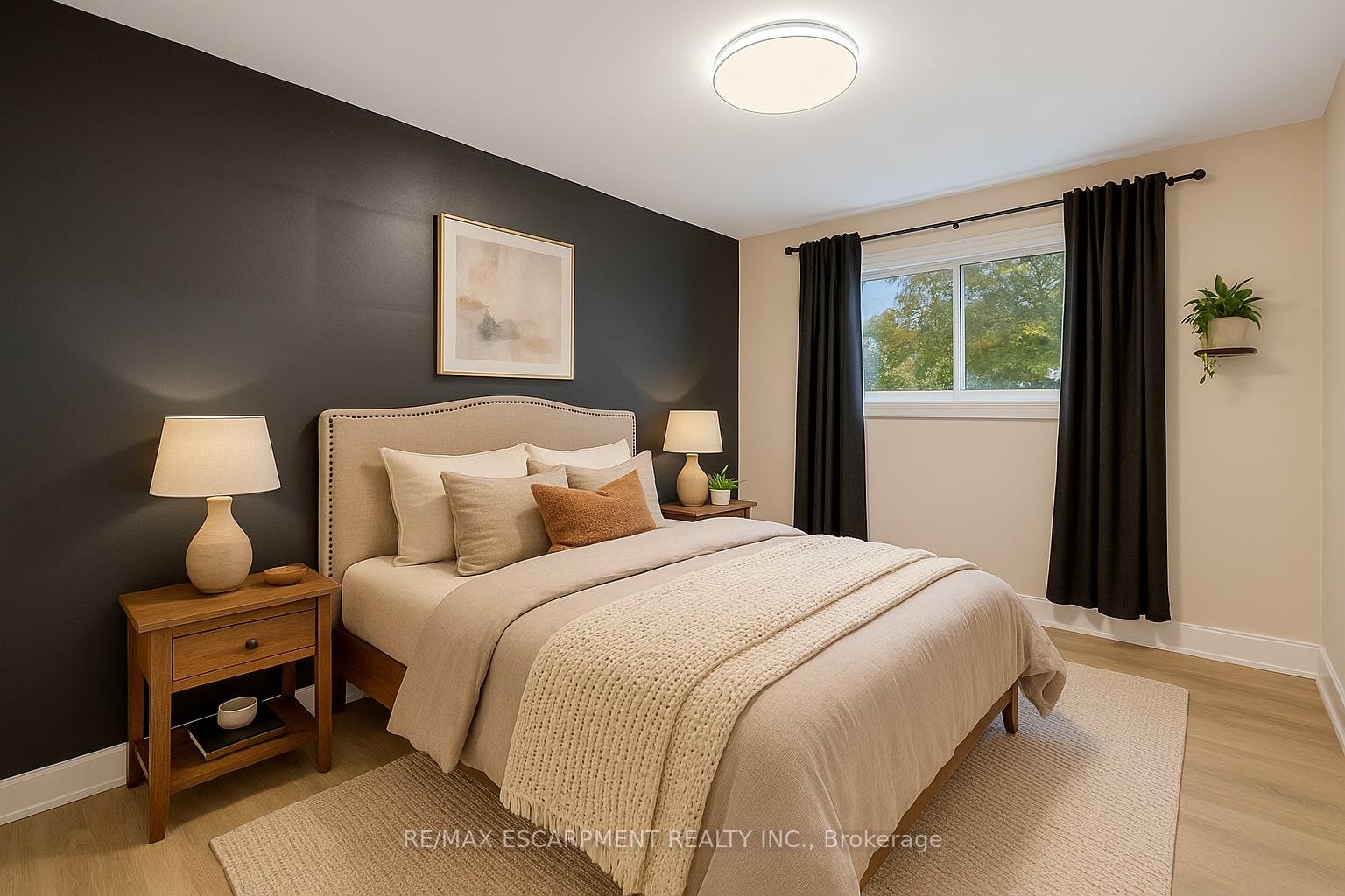 Photo 19 of 72 West 25TH Street, Hamilton, Westcliffe — HOMEH