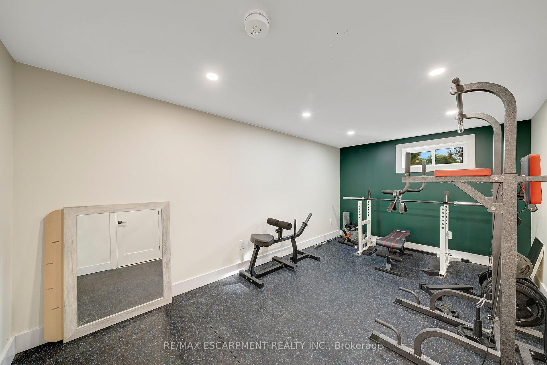 Photo 25 of 72 West 25TH Street, Hamilton, Westcliffe — HOMEH