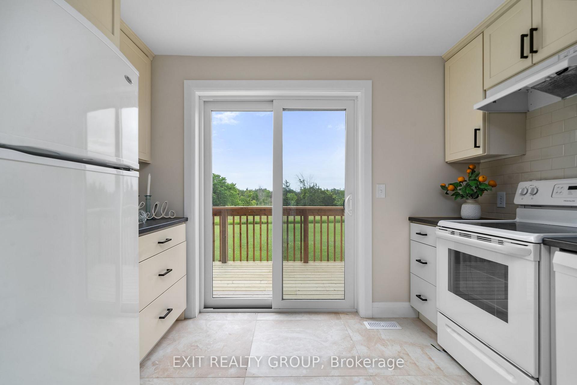 Photo 12 of 4720 Old Hwy 2, Belleville, Thurlow Ward — HOMEH