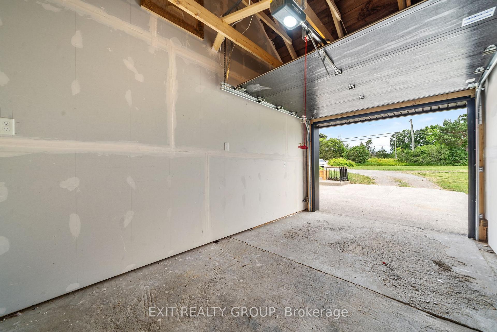 Photo 37 of 4720 Old Hwy 2, Belleville, Thurlow Ward — HOMEH