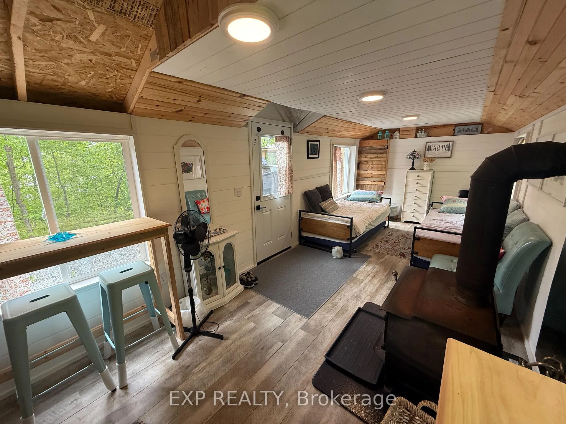 Photo 6 of 1077 Polar Bear Lane, Frontenac, Frontenac Centre — HOMEH