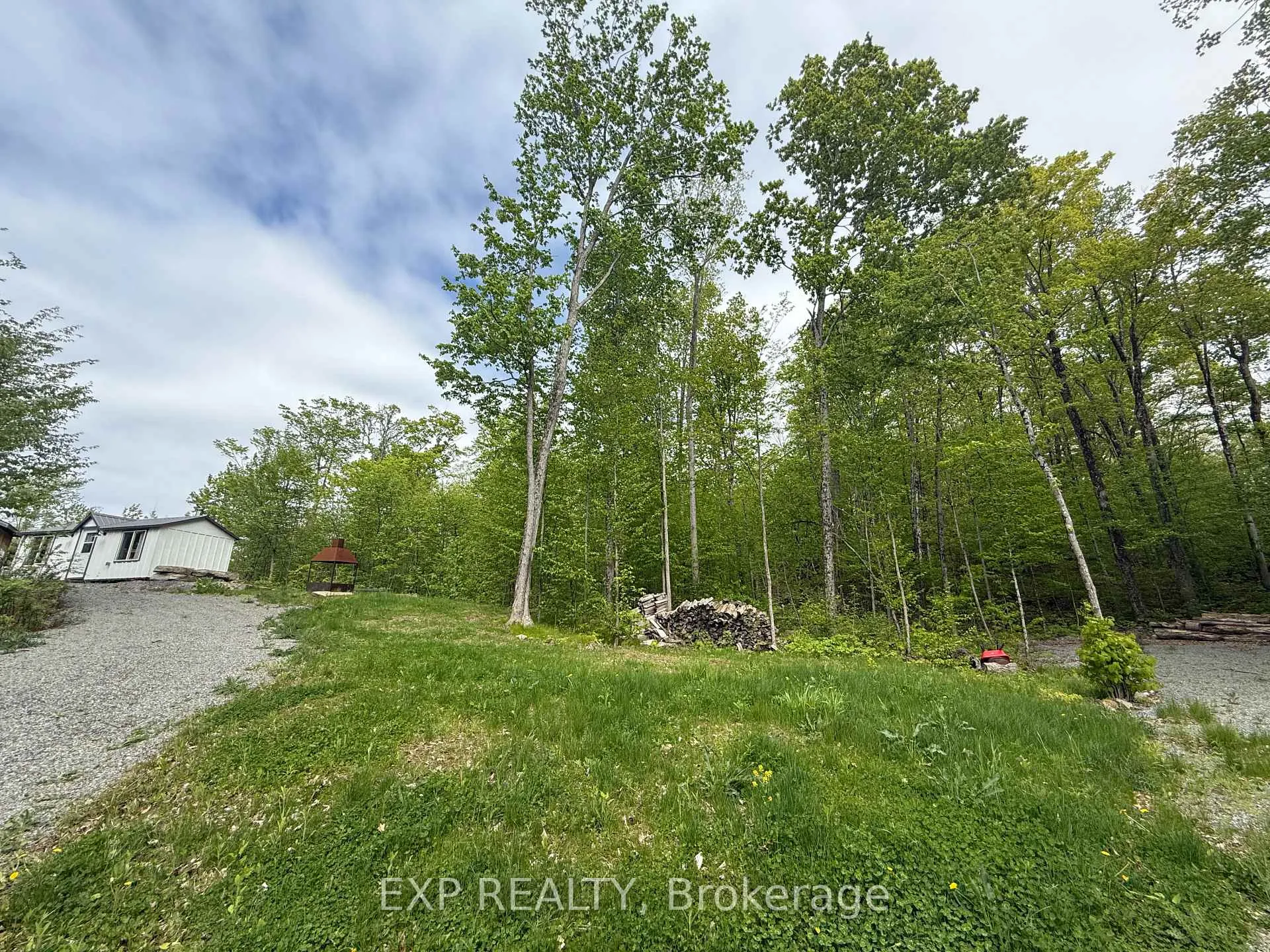 Photo 13 of 1077 Polar Bear Lane, Frontenac, Frontenac Centre — HOMEH
