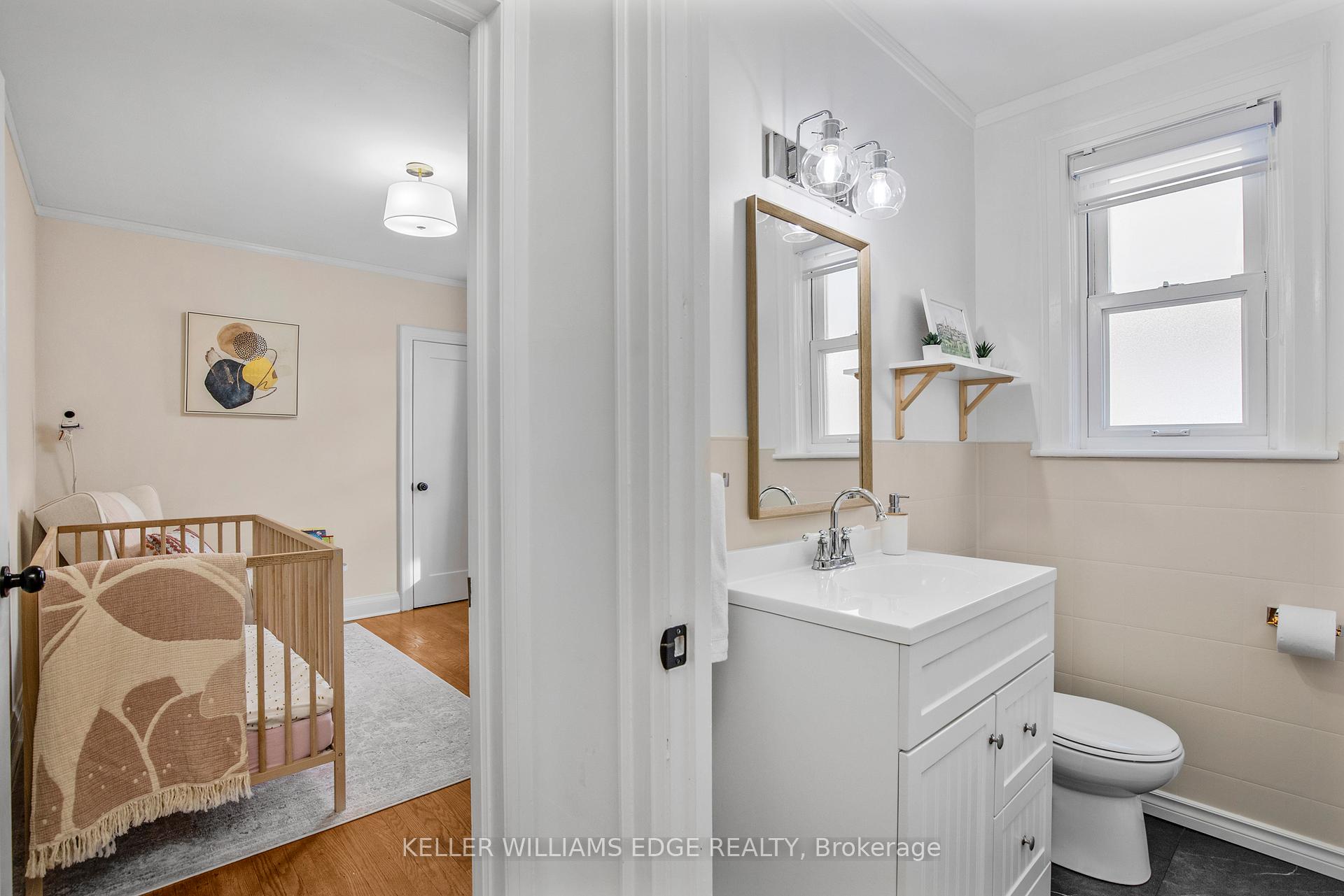 Photo 10 of 45 Barons Avenue S, Hamilton, Bartonville — HOMEH