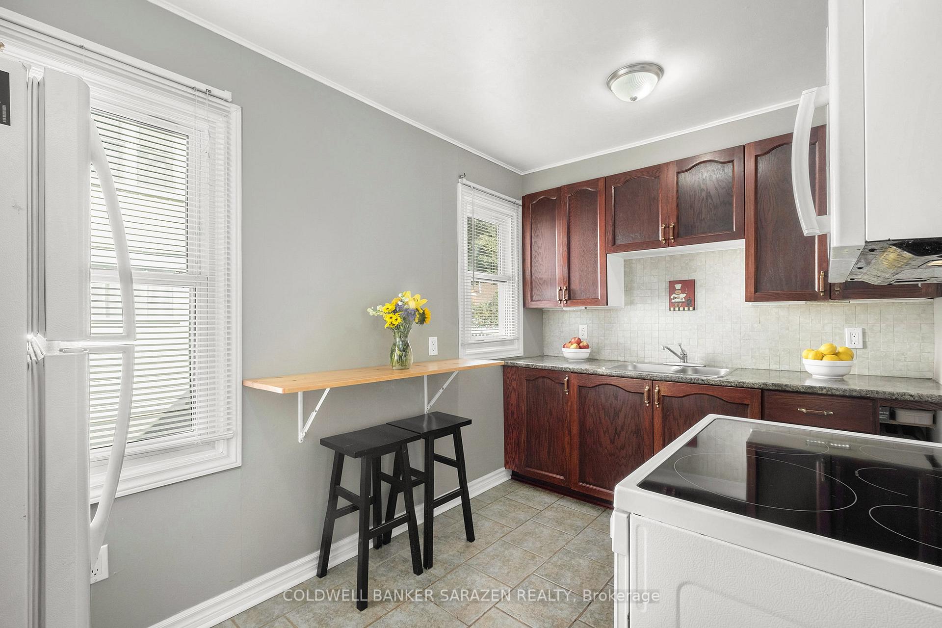 Photo 11 of 138 Second Avenue N, Arnprior — HOMEH