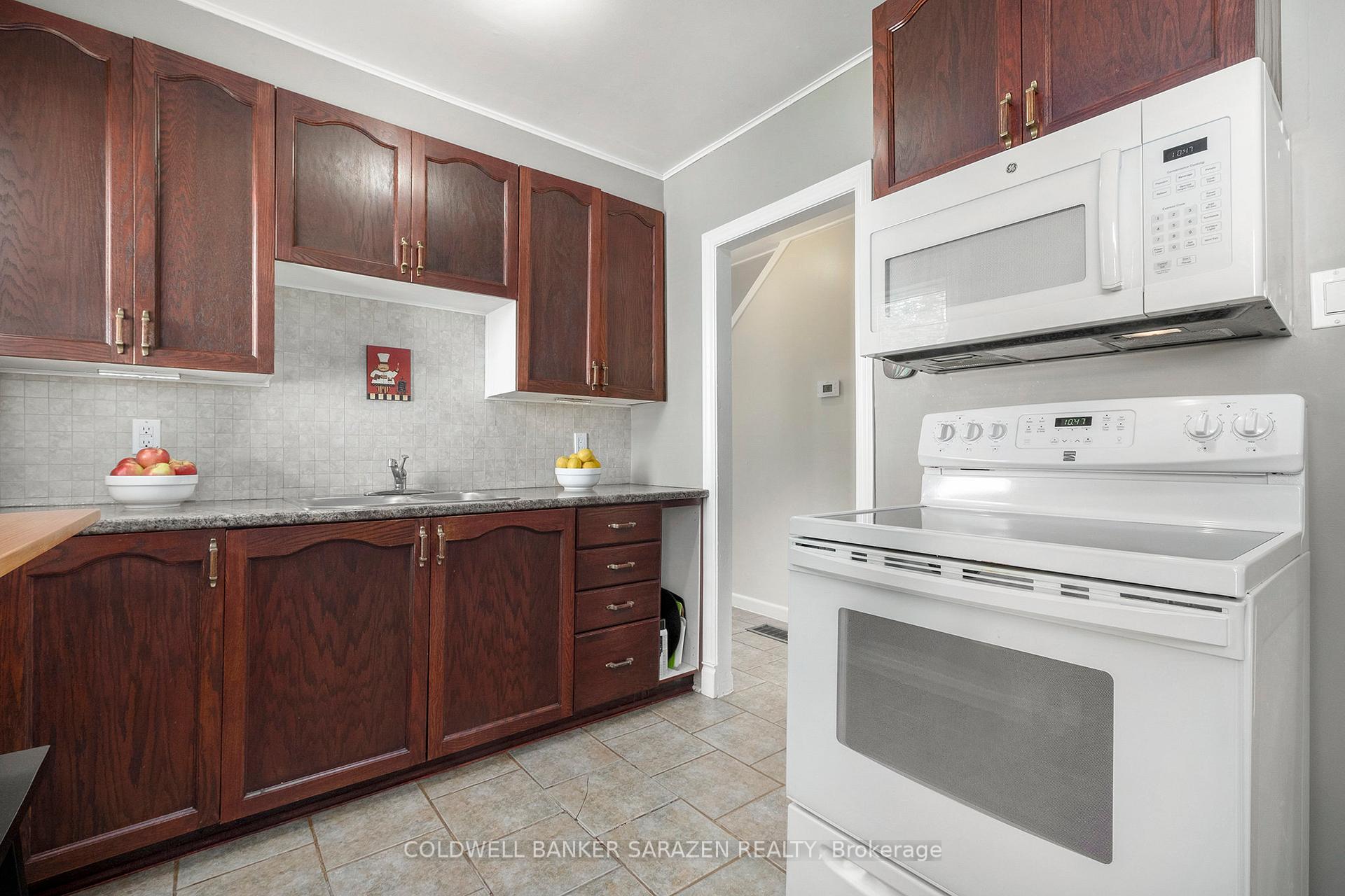Photo 14 of 138 Second Avenue N, Arnprior — HOMEH