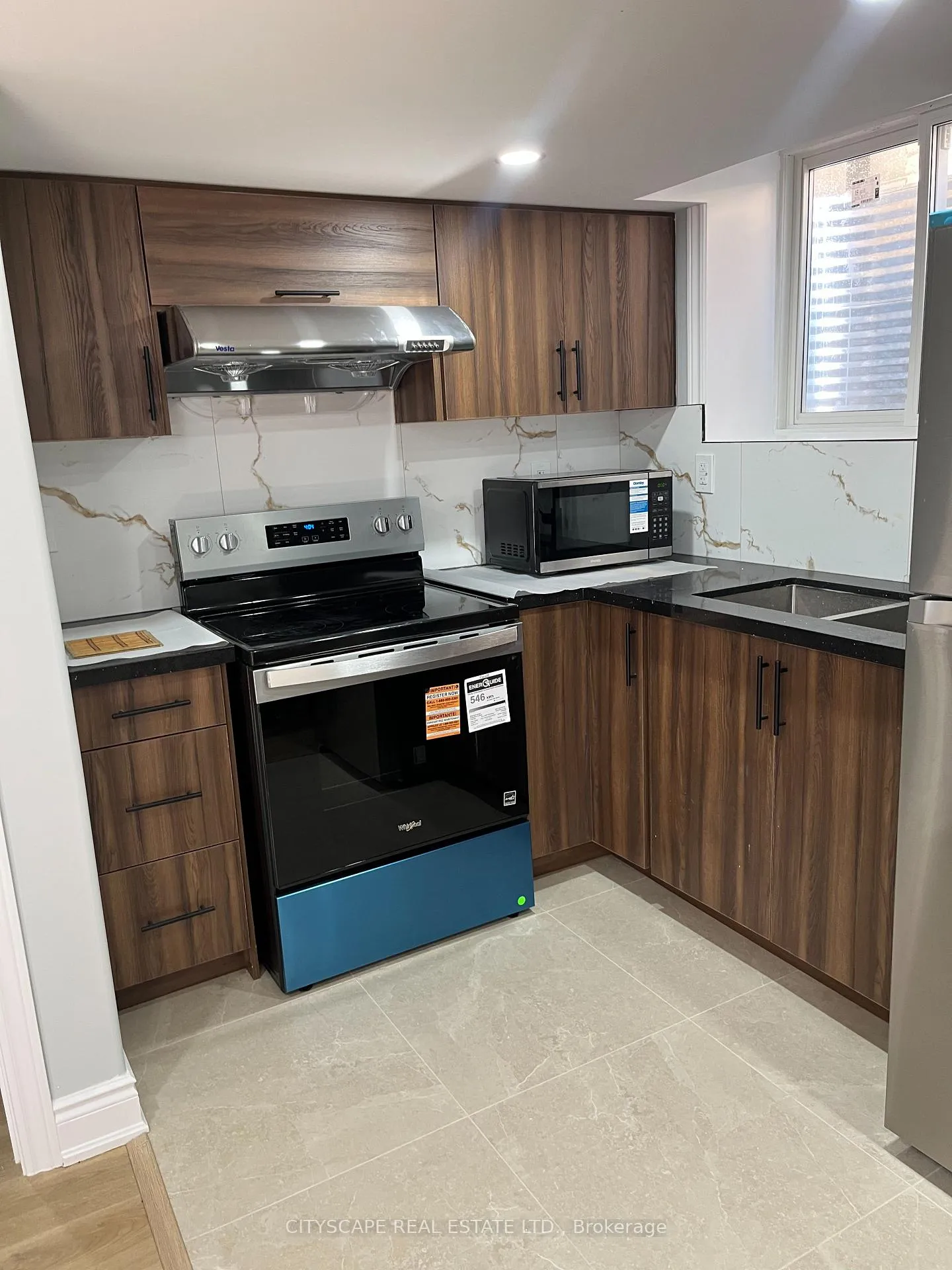 Photo 2 of 1232 Ferguson Drive, Milton, Bowes — HOMEH