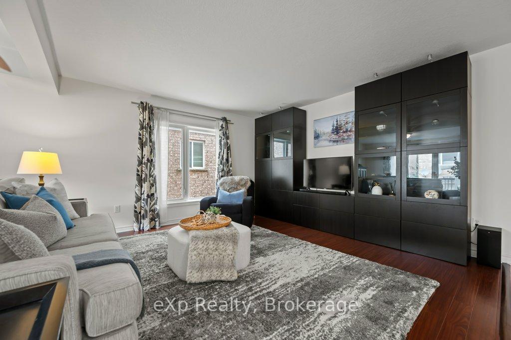 Photo 6 of 36 Ray Crescent, Guelph, Pineridge/Westminster Woods — HOMEH