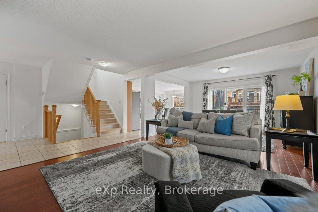 Photo 7 of 36 Ray Crescent, Guelph, Pineridge/Westminster Woods — HOMEH