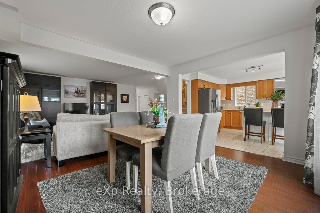 Photo 9 of 36 Ray Crescent, Guelph, Pineridge/Westminster Woods — HOMEH