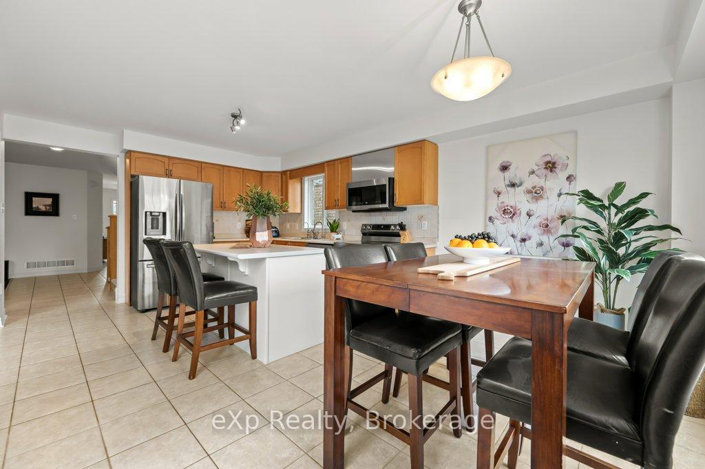 Photo 15 of 36 Ray Crescent, Guelph, Pineridge/Westminster Woods — HOMEH
