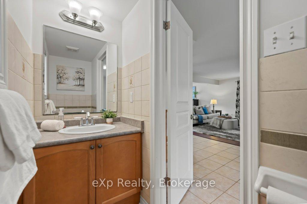 Photo 17 of 36 Ray Crescent, Guelph, Pineridge/Westminster Woods — HOMEH