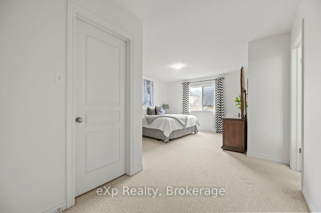 Photo 18 of 36 Ray Crescent, Guelph, Pineridge/Westminster Woods — HOMEH