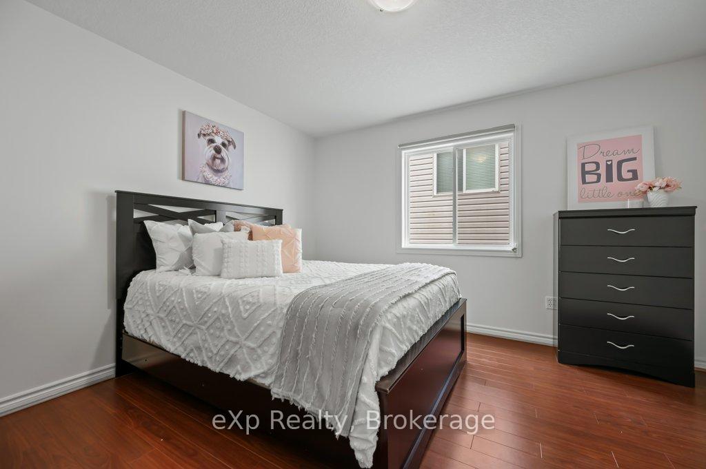 Photo 26 of 36 Ray Crescent, Guelph, Pineridge/Westminster Woods — HOMEH