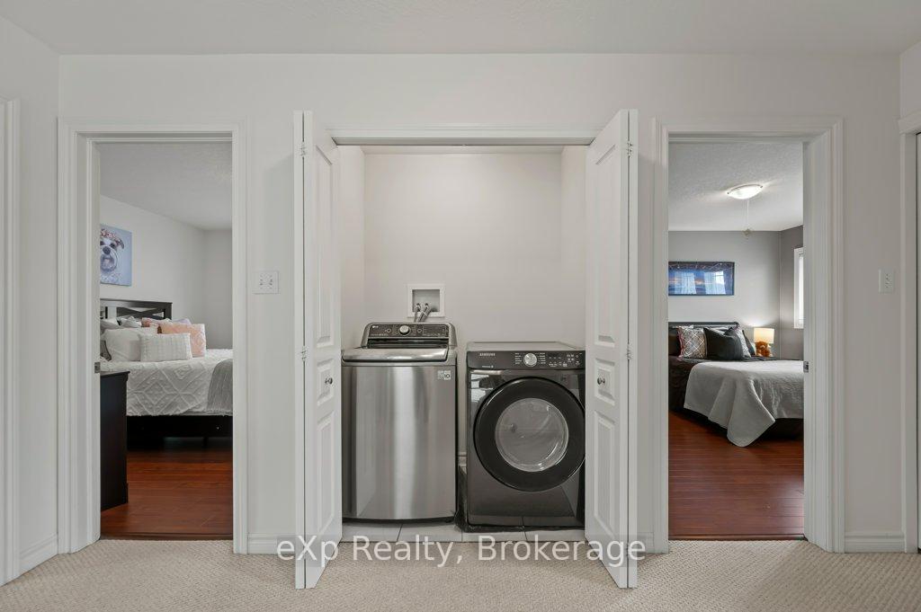 Photo 28 of 36 Ray Crescent, Guelph, Pineridge/Westminster Woods — HOMEH