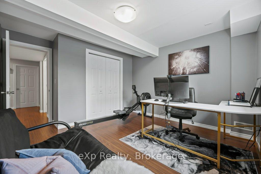 Photo 35 of 36 Ray Crescent, Guelph, Pineridge/Westminster Woods — HOMEH