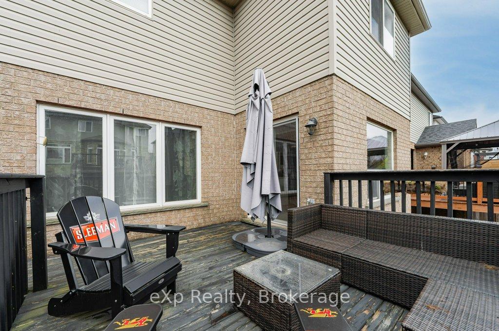 Photo 37 of 36 Ray Crescent, Guelph, Pineridge/Westminster Woods — HOMEH