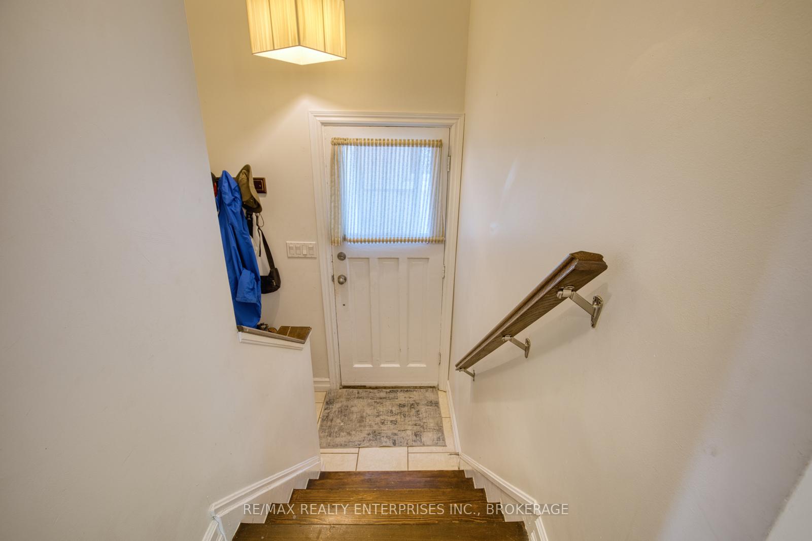 Photo 14 of 35 Hawthorne Avenue, Hamilton, Kirkendall — HOMEH