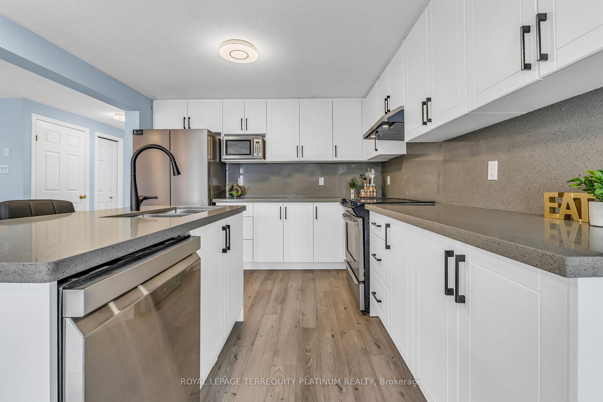 Photo 52 of 46 Deerpath Drive, Guelph, Willow West/Sugarbush/West Acres — HOMEH