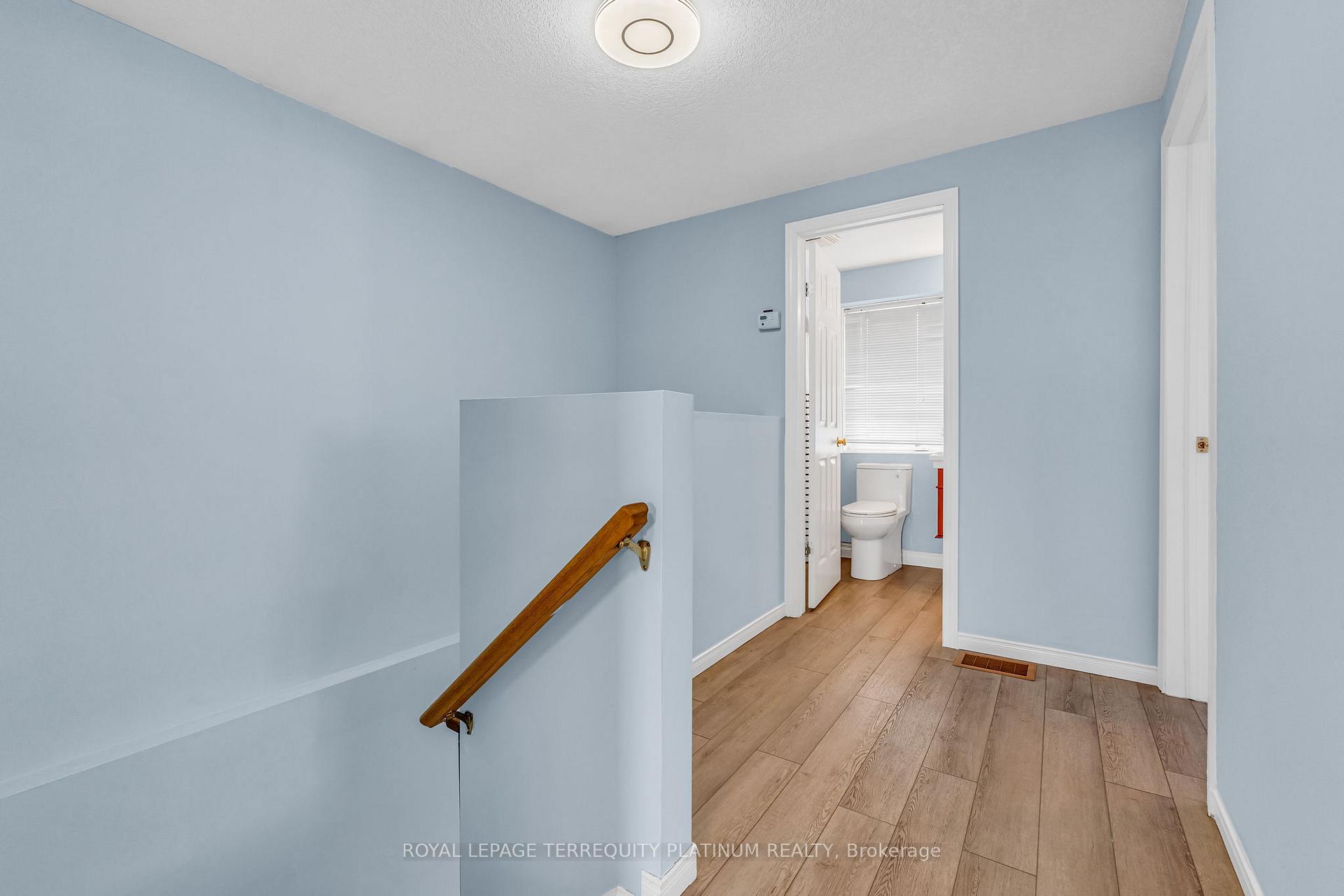 Photo 36 of 46 Deerpath Drive, Guelph, Willow West/Sugarbush/West Acres — HOMEH