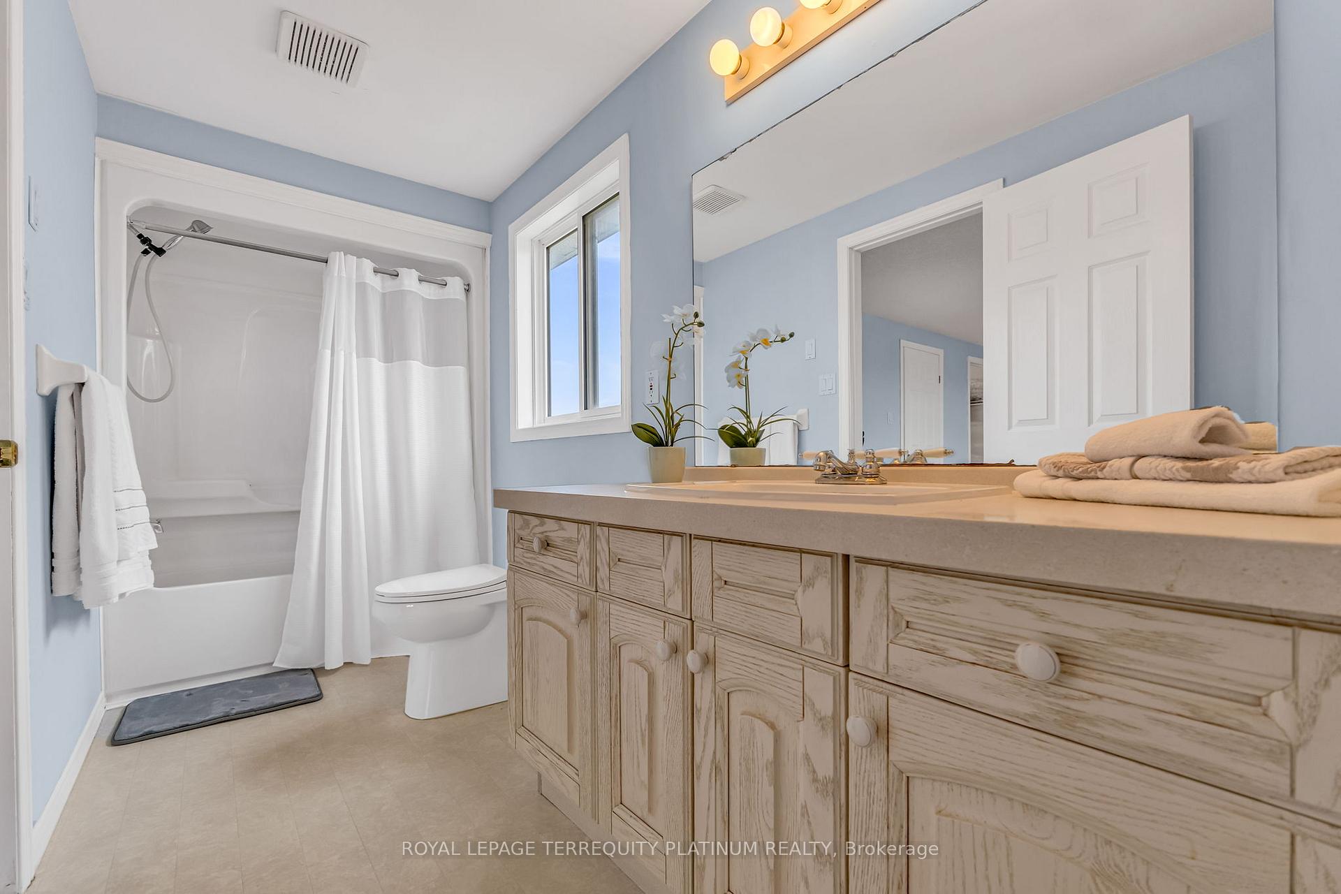 Photo 82 of 46 Deerpath Drive, Guelph, Willow West/Sugarbush/West Acres — HOMEH