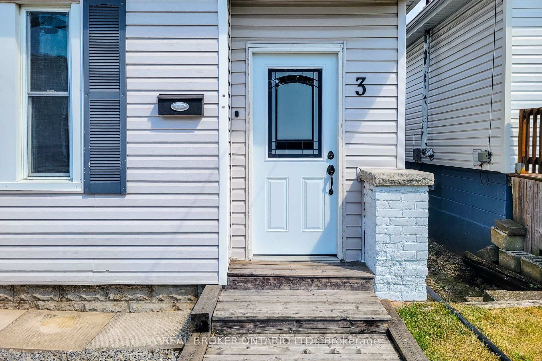 Photo 4 of 3 East 33rd Street, Hamilton, Raleigh — HOMEH