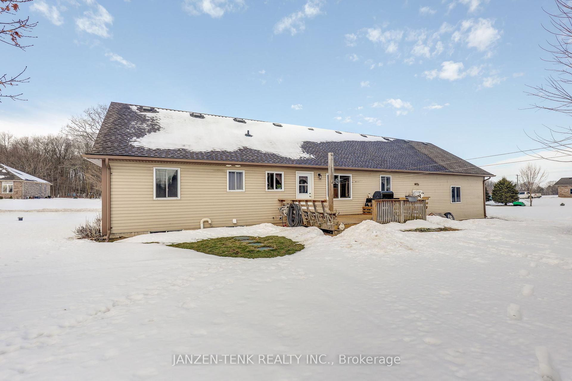 Photo 3 of 10488 Peters Court, Bayham, Rural Bayham — HOMEH