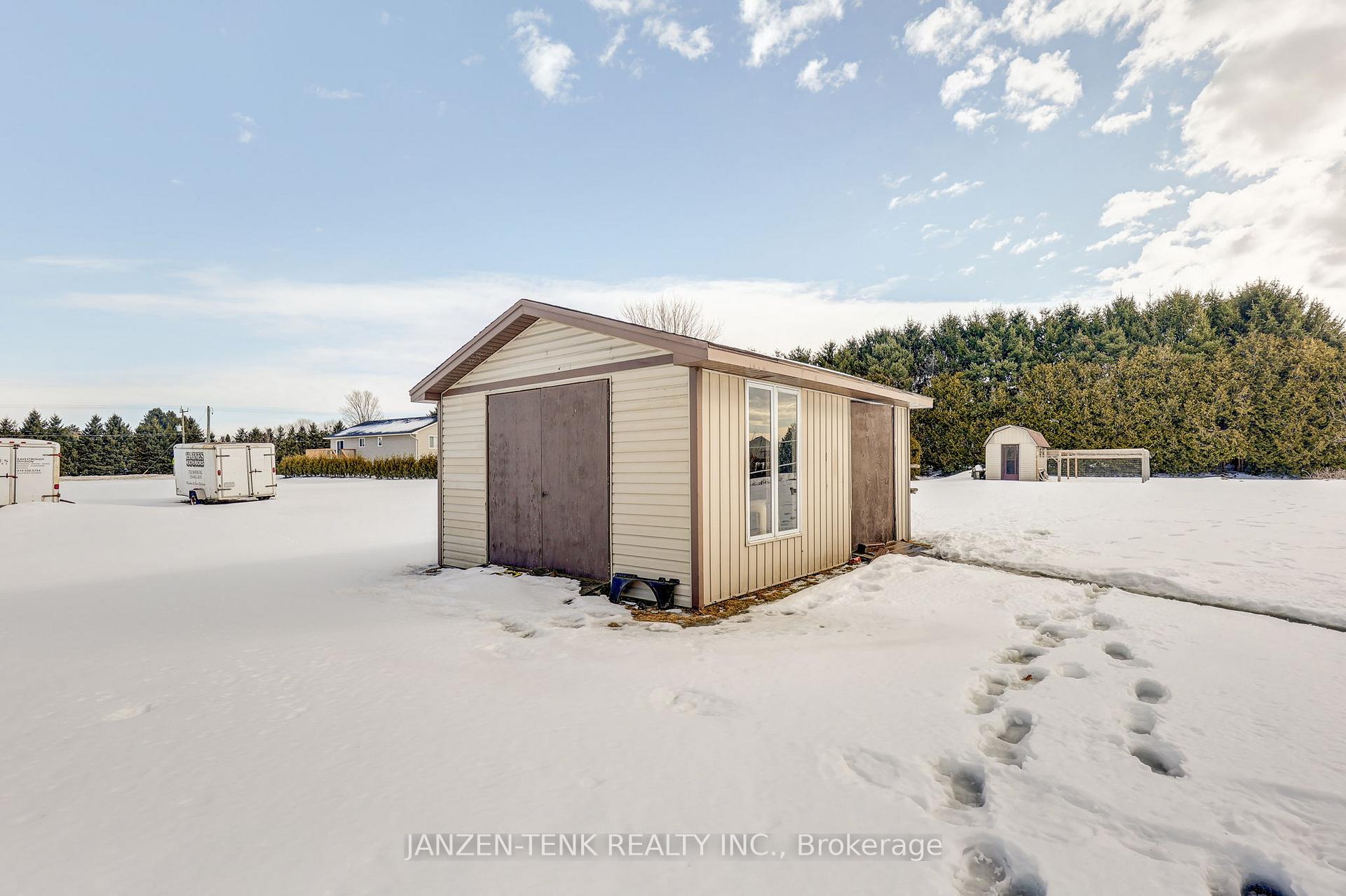 Photo 6 of 10488 Peters Court, Bayham, Rural Bayham — HOMEH