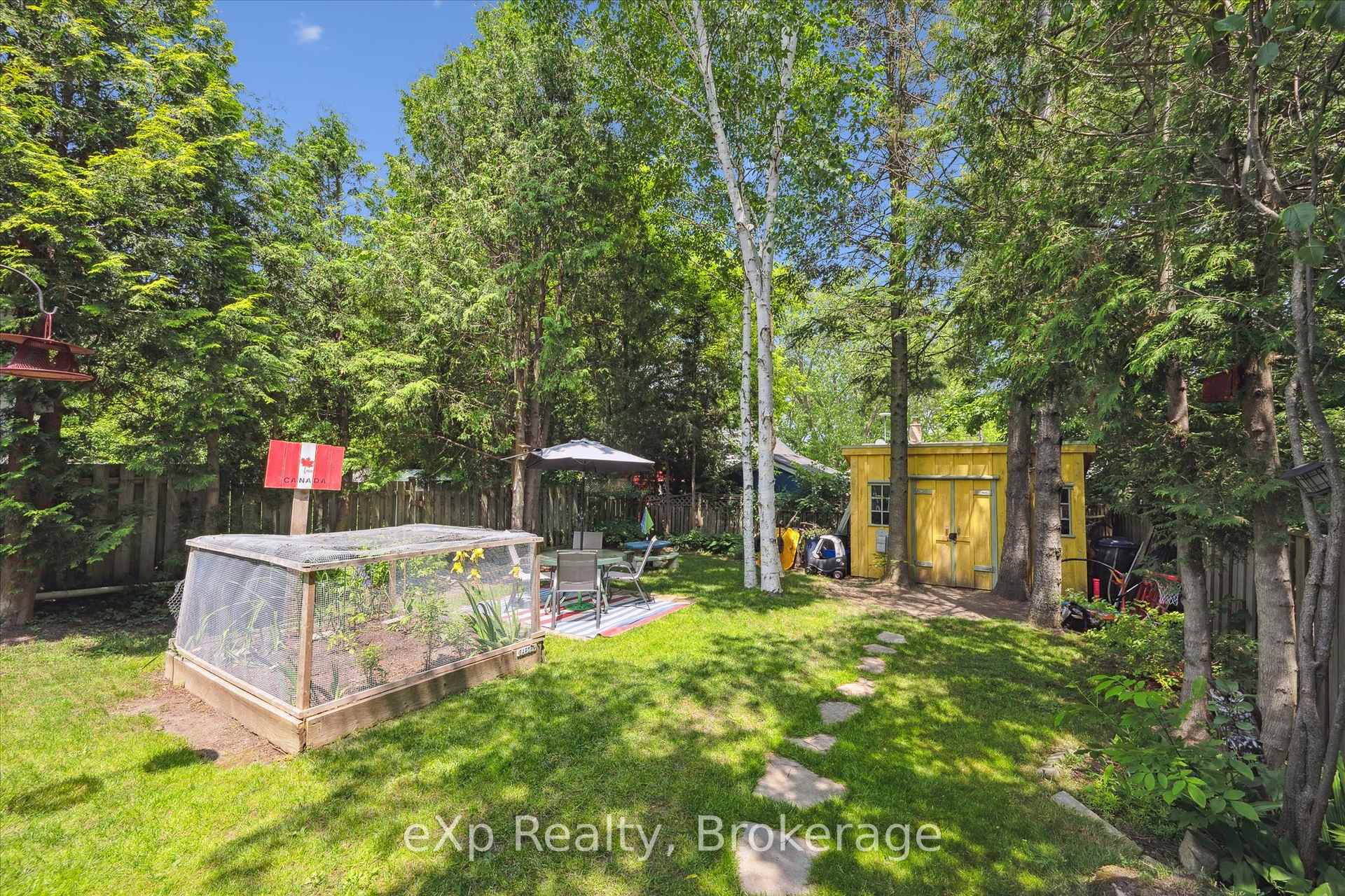 Photo 22 of 15 Laurine Avenue, Guelph, St. George's — HOMEH