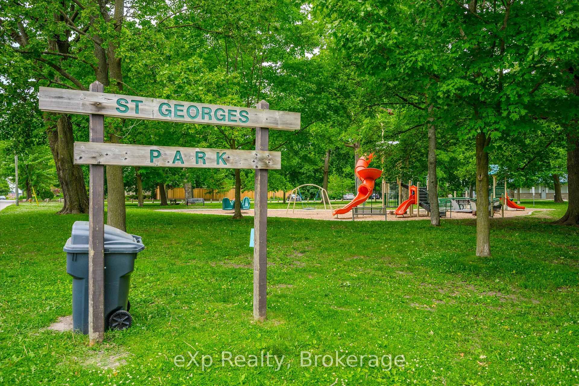 Photo 31 of 15 Laurine Avenue, Guelph, St. George's — HOMEH