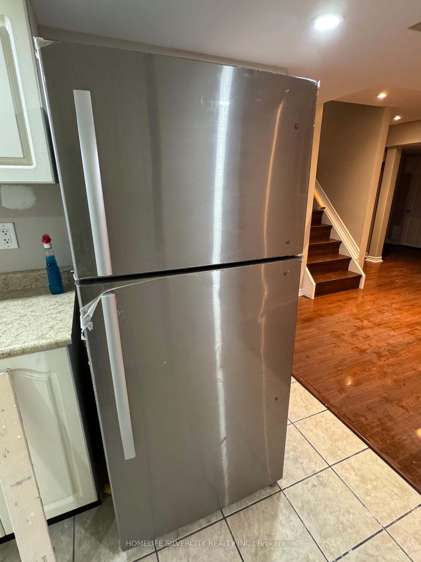 Photo 6 of Unit Basement, 9 Elsmere Road W, Brampton, Fletcher's Meadow — HOMEH