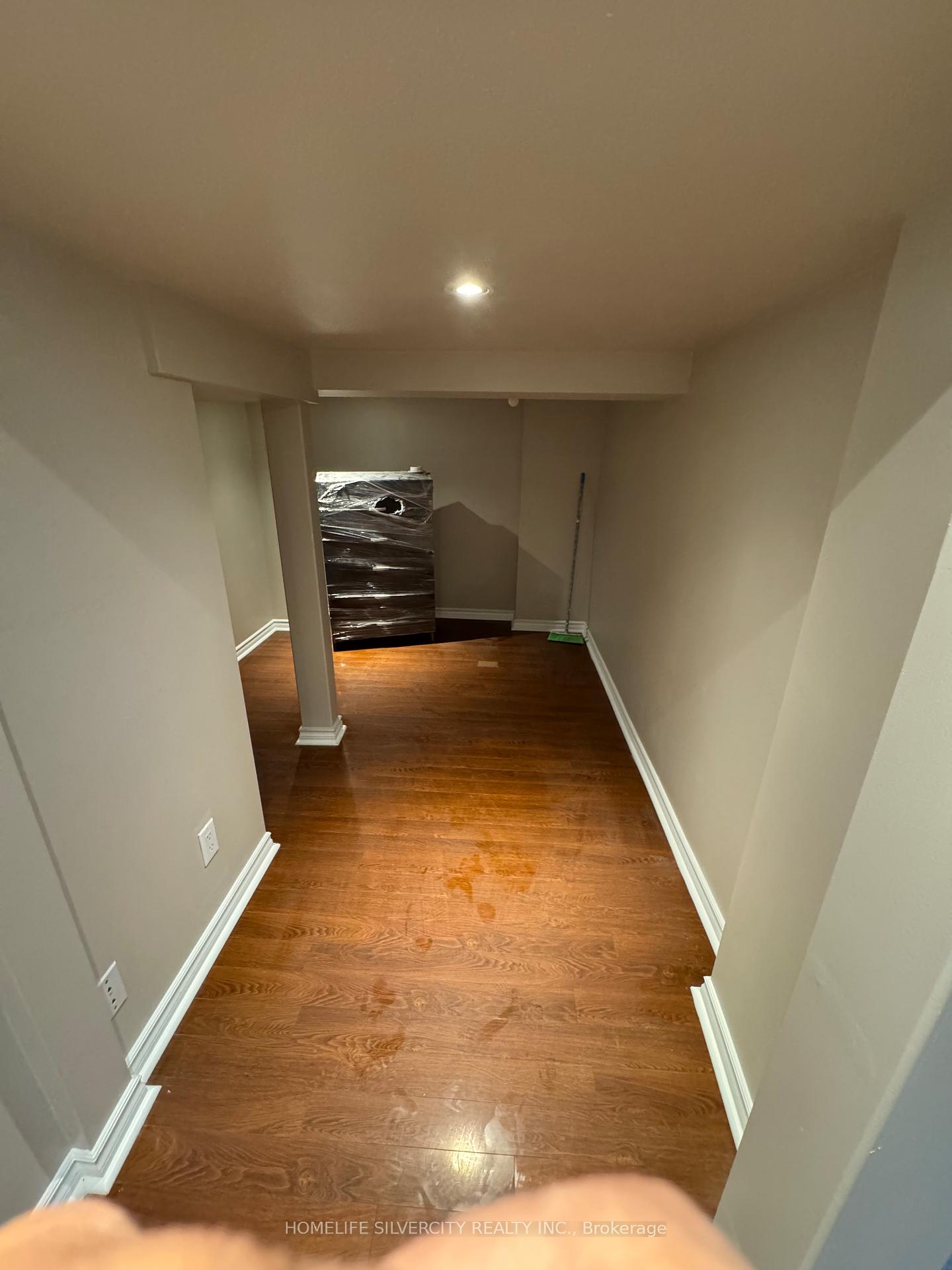 Photo 4 of Unit Basement, 9 Elsmere Road W, Brampton, Fletcher's Meadow — HOMEH