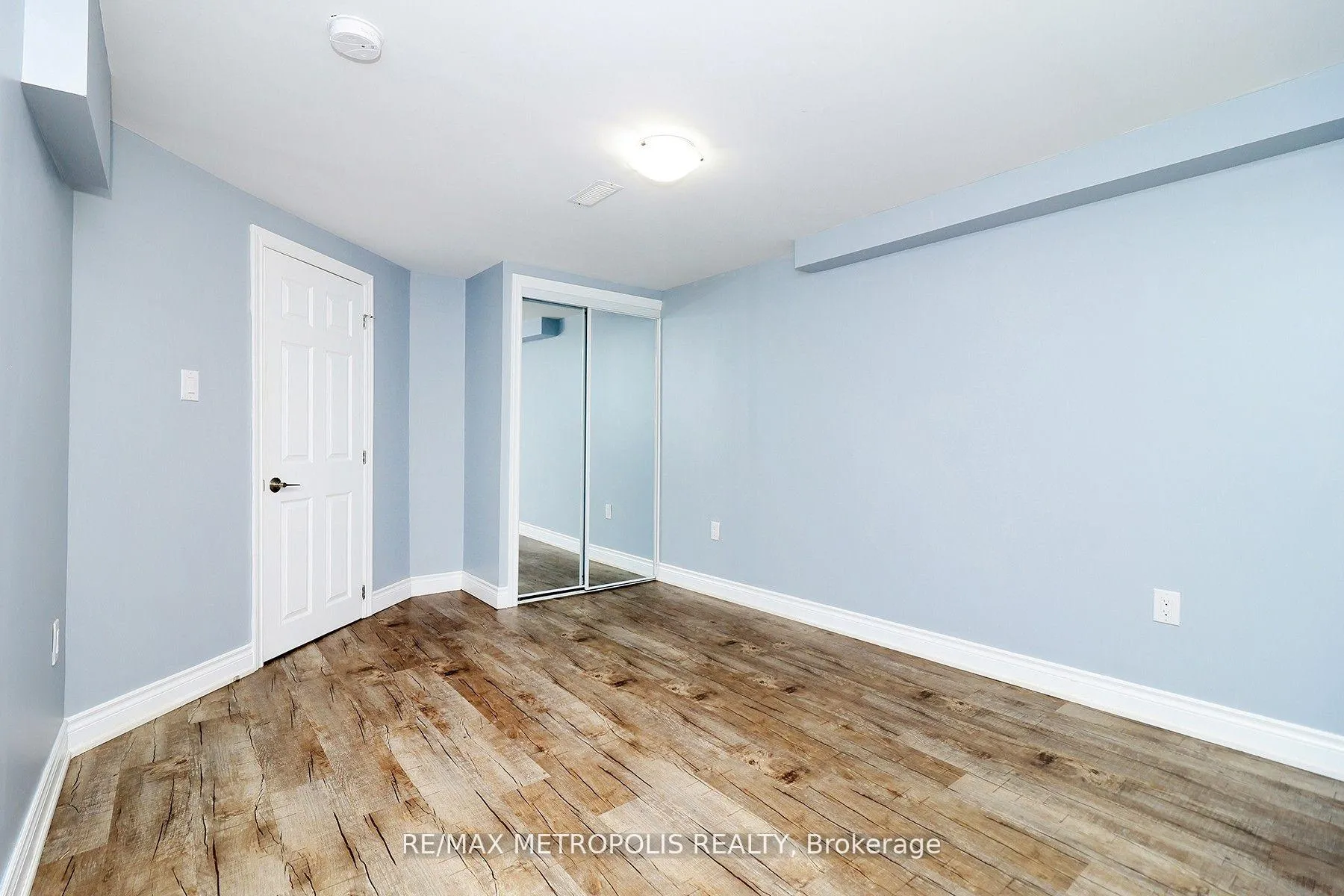 Photo 6 of Unit #BASEMENT, 33 Lipton Crescent, Whitby, Pringle Creek — HOMEH