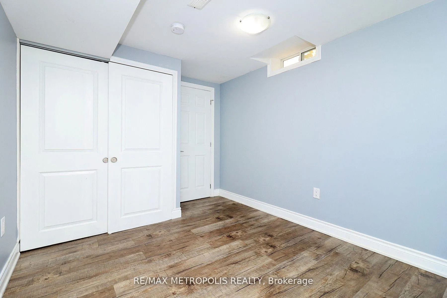 Photo 8 of Unit #BASEMENT, 33 Lipton Crescent, Whitby, Pringle Creek — HOMEH