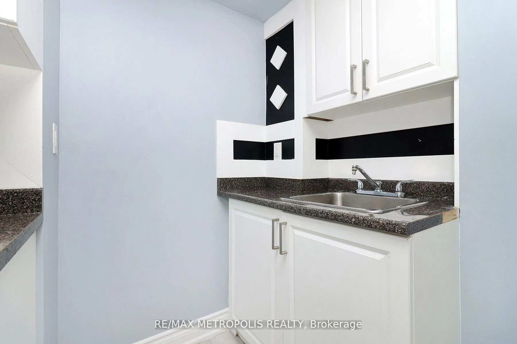 Photo 13 of Unit #BASEMENT, 33 Lipton Crescent, Whitby, Pringle Creek — HOMEH